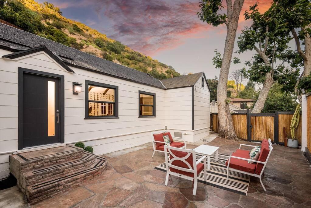 Luxurious Bel Air W/ Jacuzzi! 2bd 2ba Appartement Los Angeles